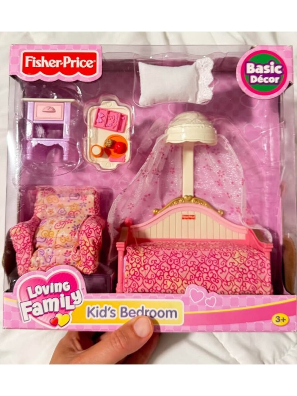 2005 Fisher Price Loving Family, basic bedroom decor set.